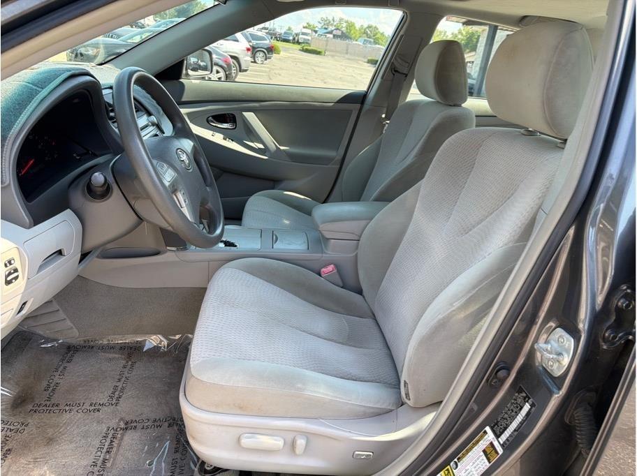 Toyota Camry  2010