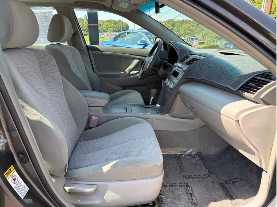 Toyota Camry  2010