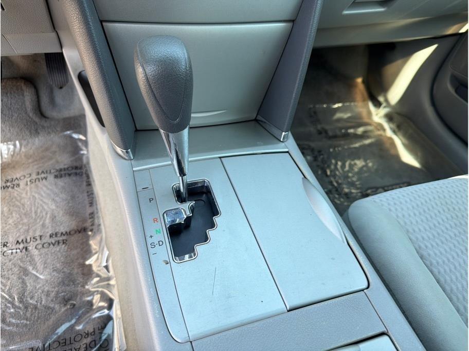Toyota Camry  2010