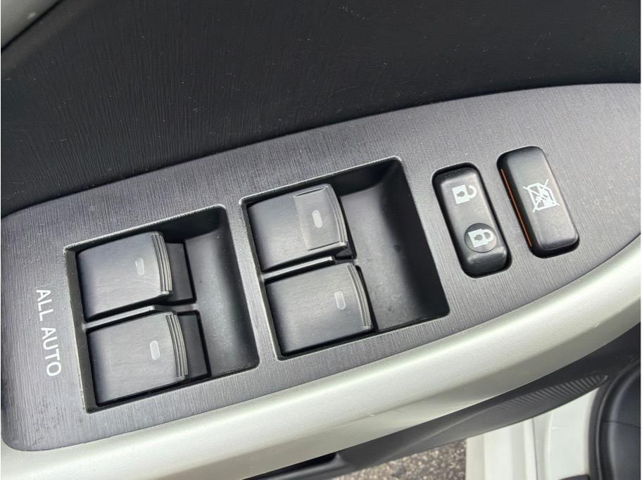 Toyota Prius  2015