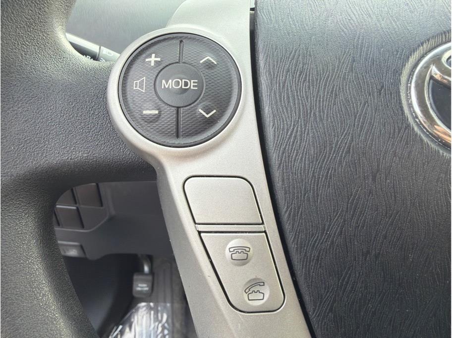 Toyota Prius  2015
