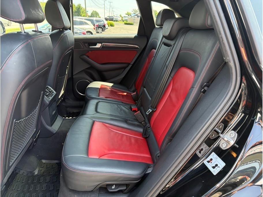 Audi SQ5  2016