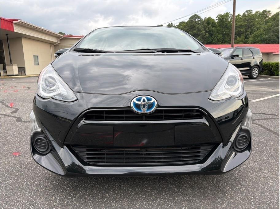 Toyota Prius c  2015