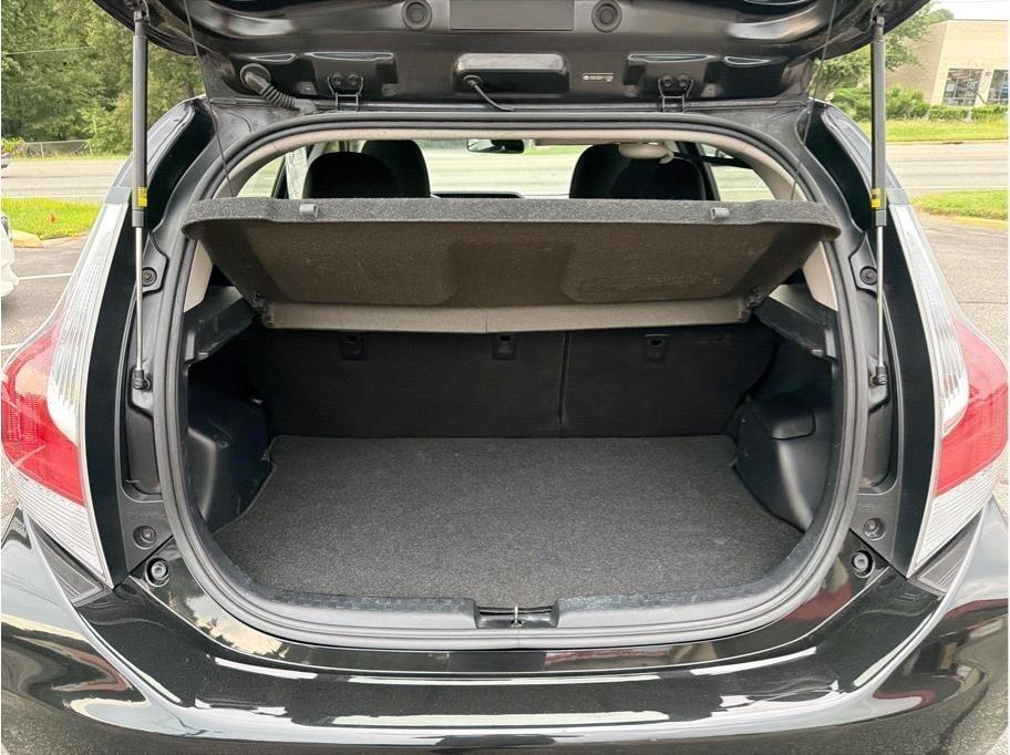 Toyota Prius c  2015