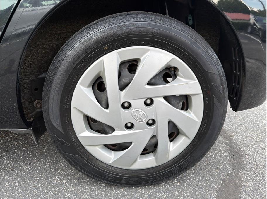 Toyota Prius c  2015