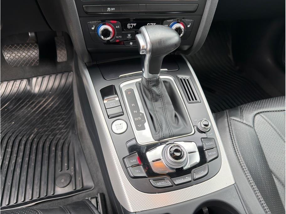 Audi A4  2015