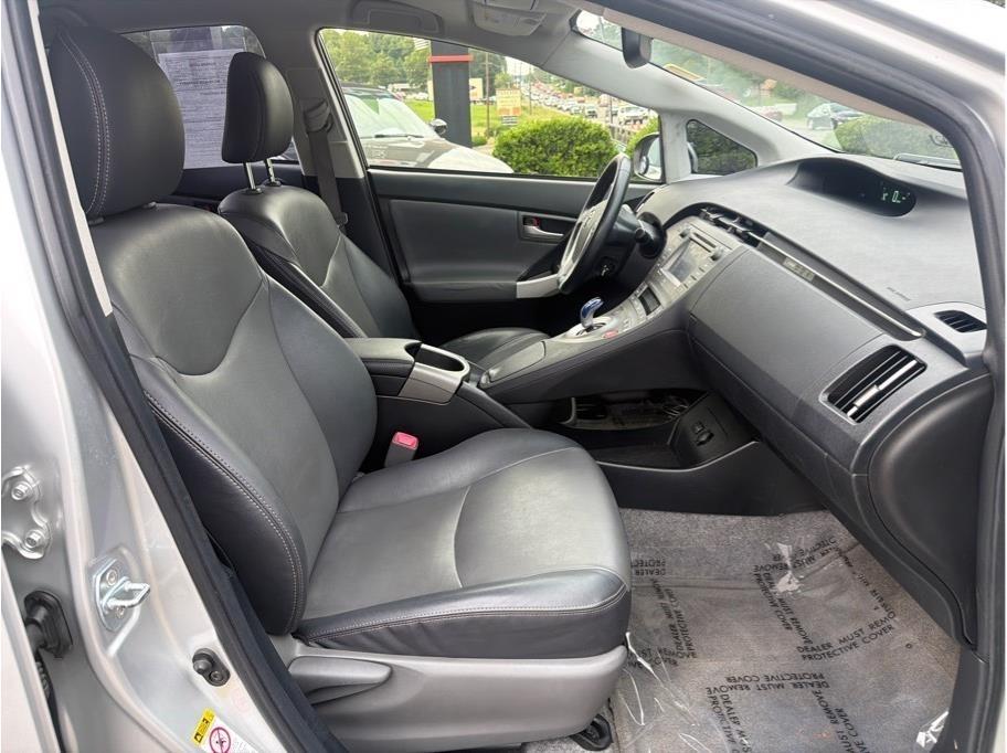 Toyota Prius  2012