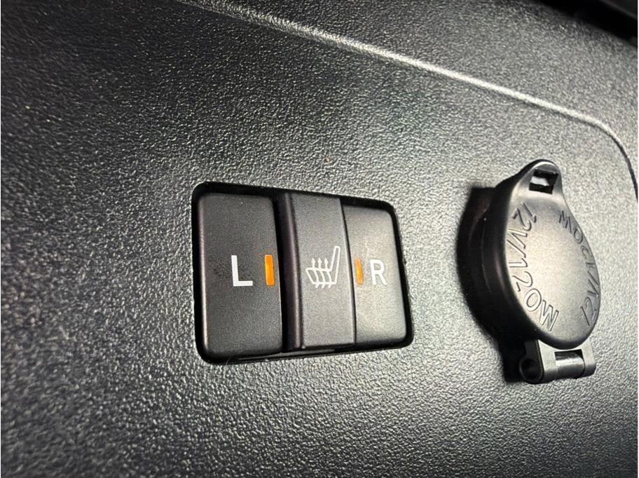 Toyota Prius  2012