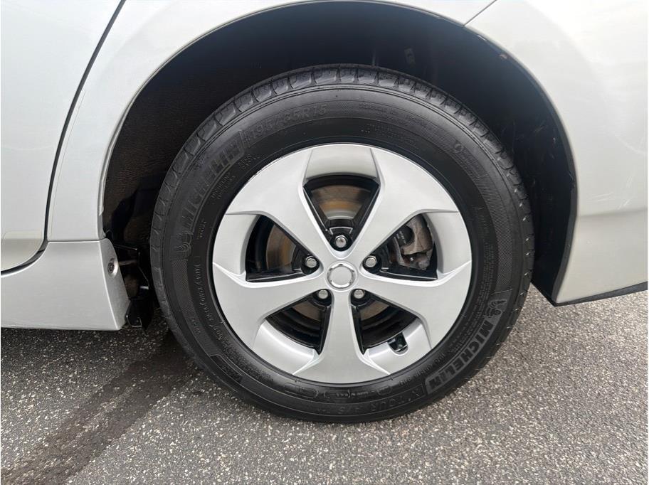 Toyota Prius  2012