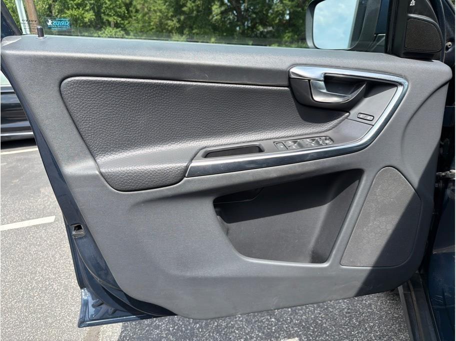 Volvo XC60  2012