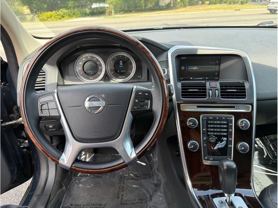 Volvo XC60  2012