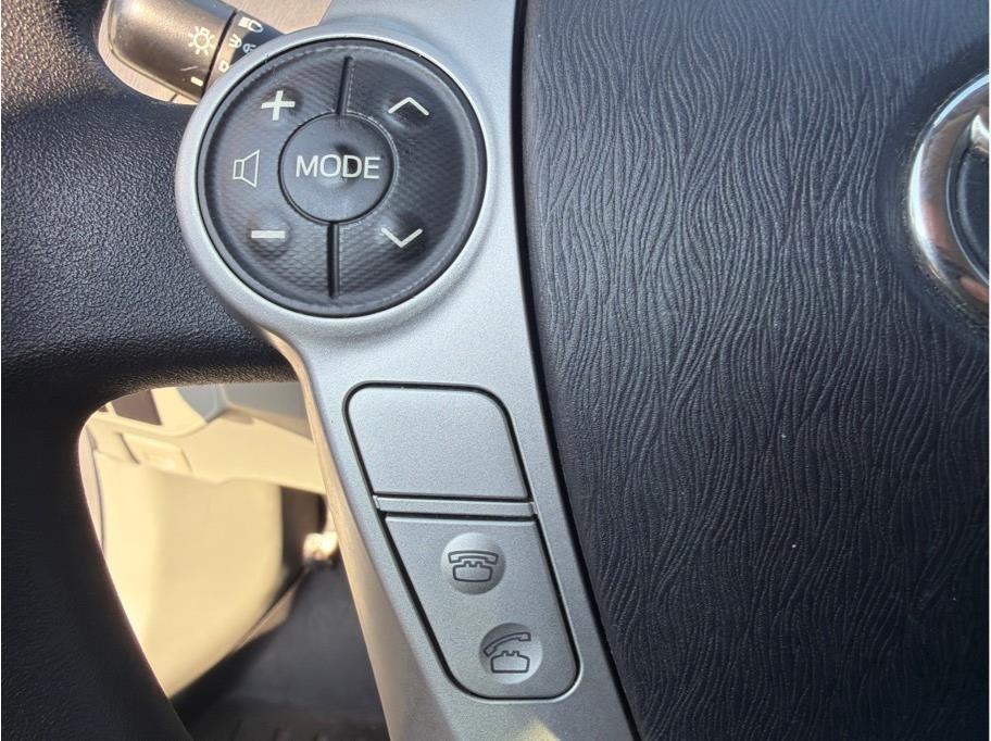 Toyota Prius  2013