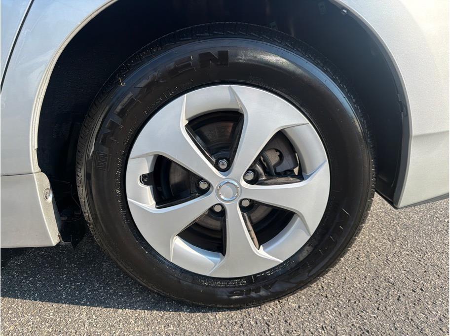 Toyota Prius  2013