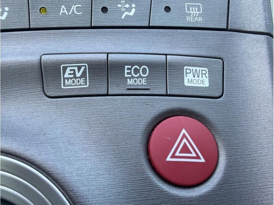 Toyota Prius  2013