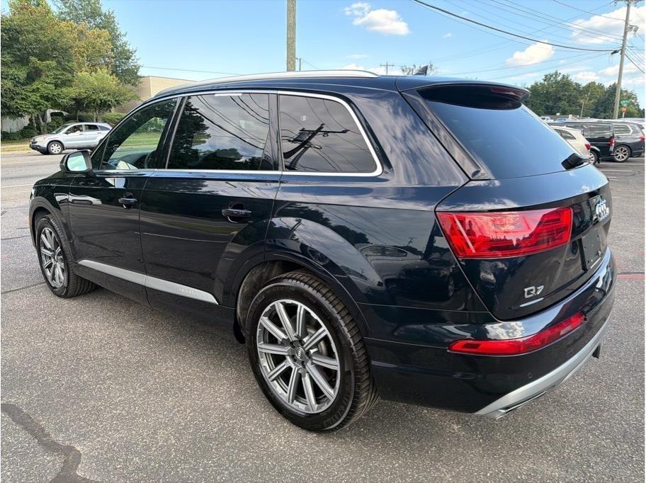 Audi Q7  2017