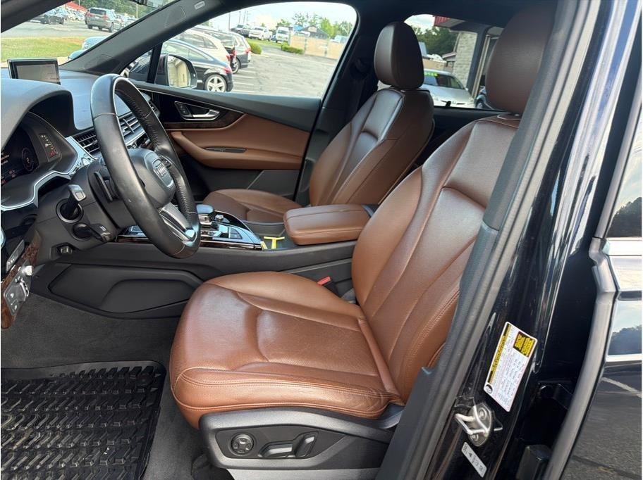 Audi Q7  2017