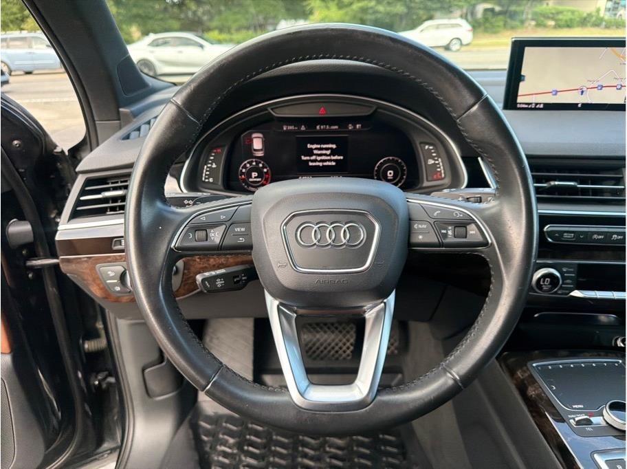 Audi Q7  2017