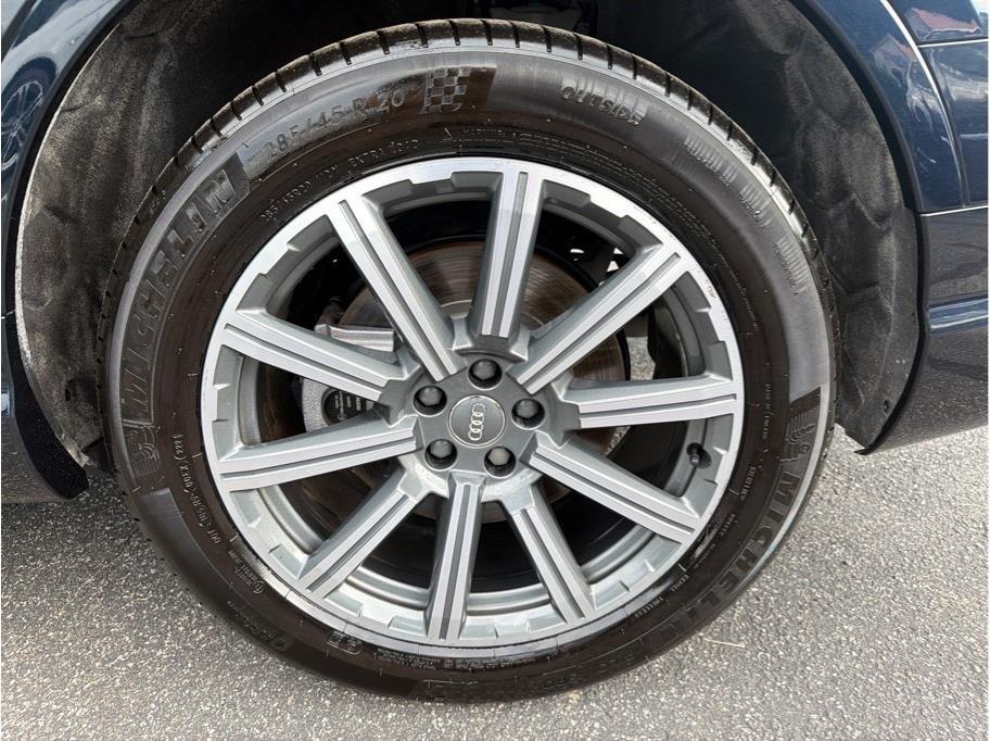 Audi Q7  2017