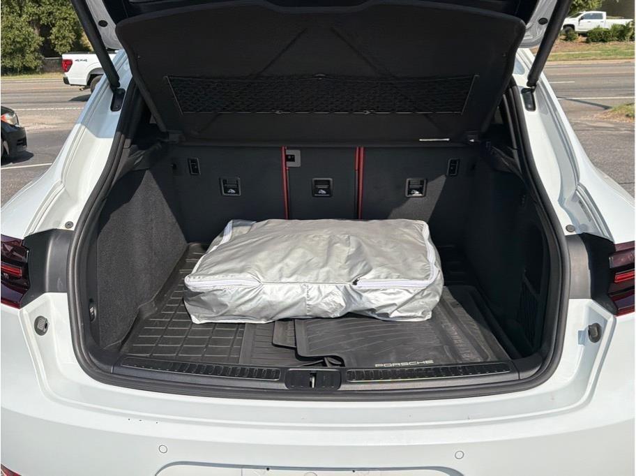 Porsche Macan photo 7