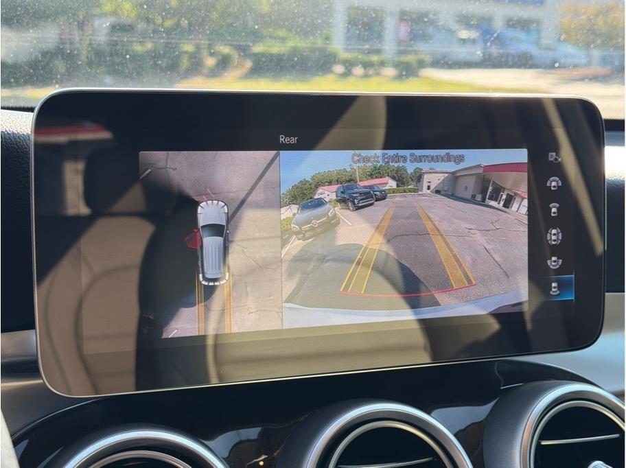 Mercedes-Benz GLC-Class  2021