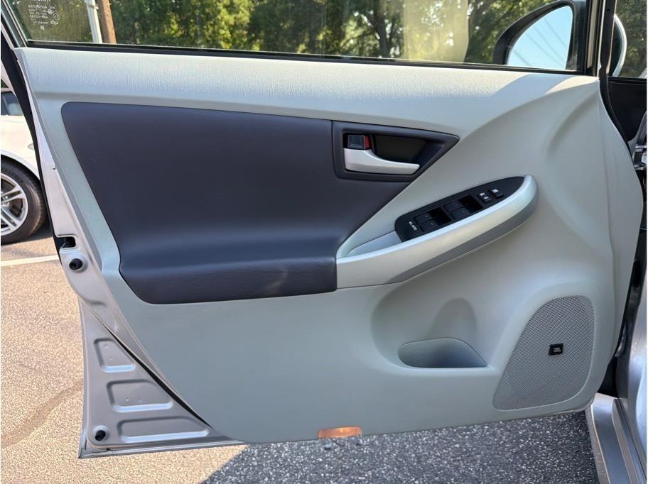 Toyota Prius  2011