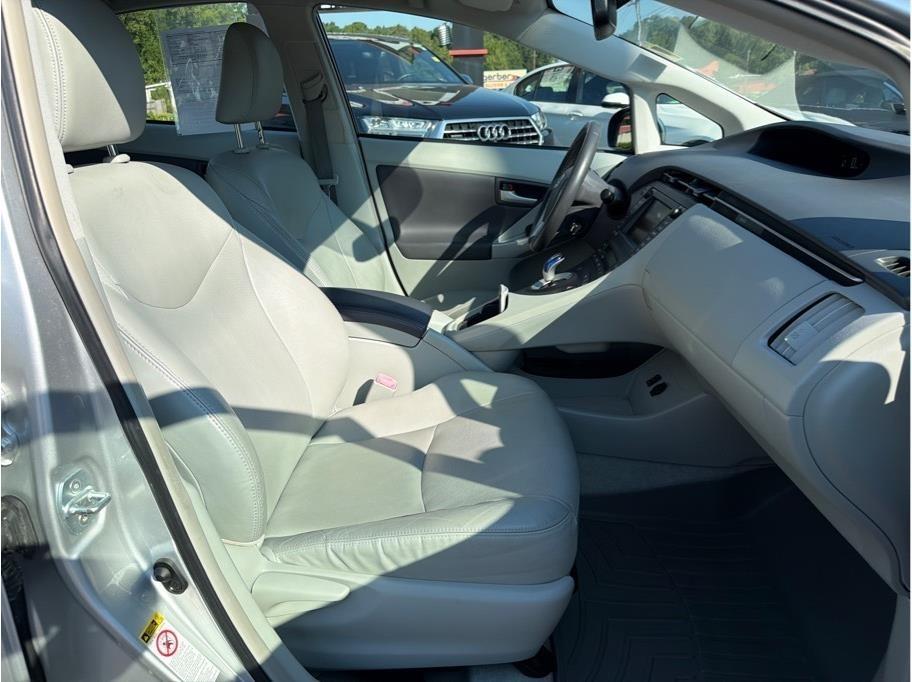 Toyota Prius  2011