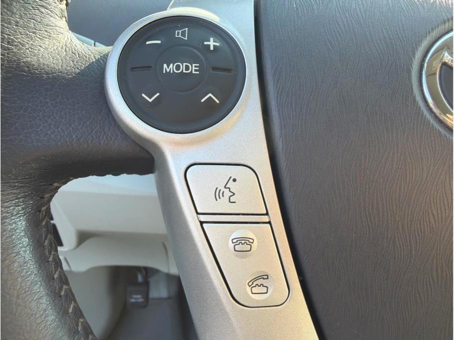 Toyota Prius  2011