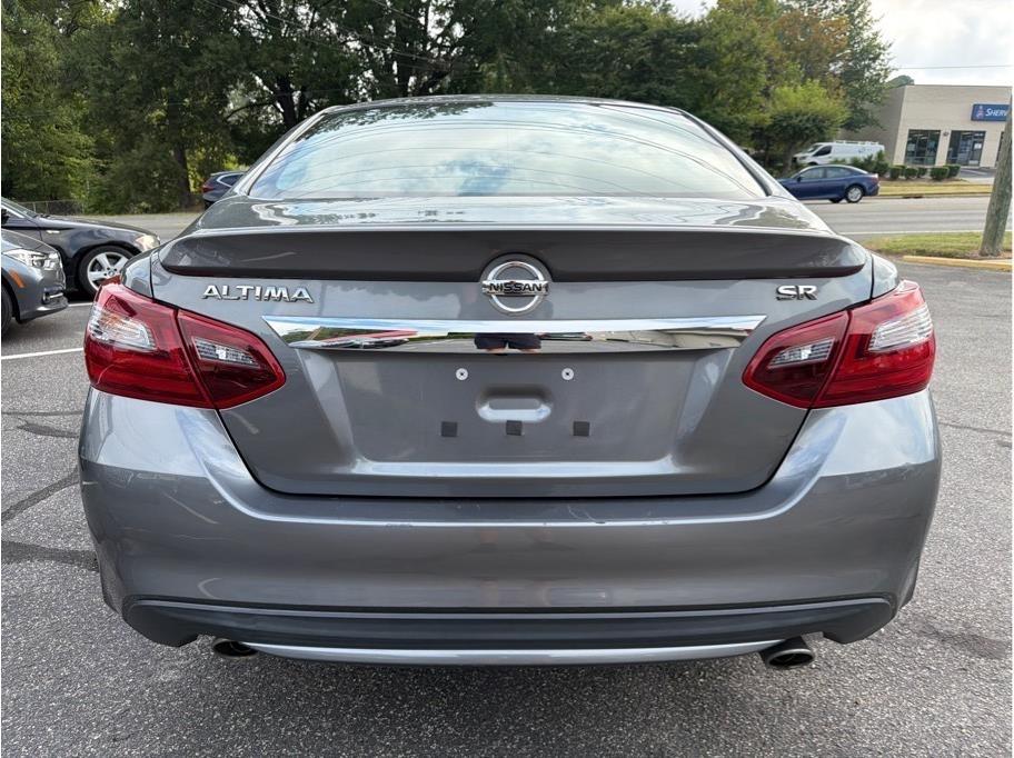 Nissan Altima  2017