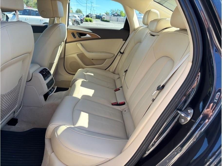 Audi A6 photo 11