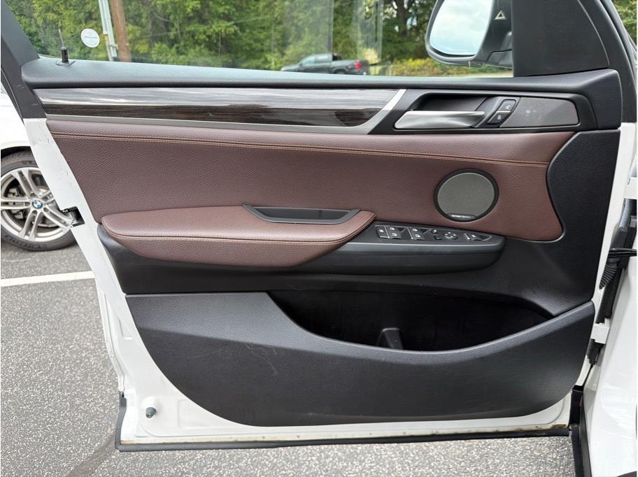 BMW X3 photo 9