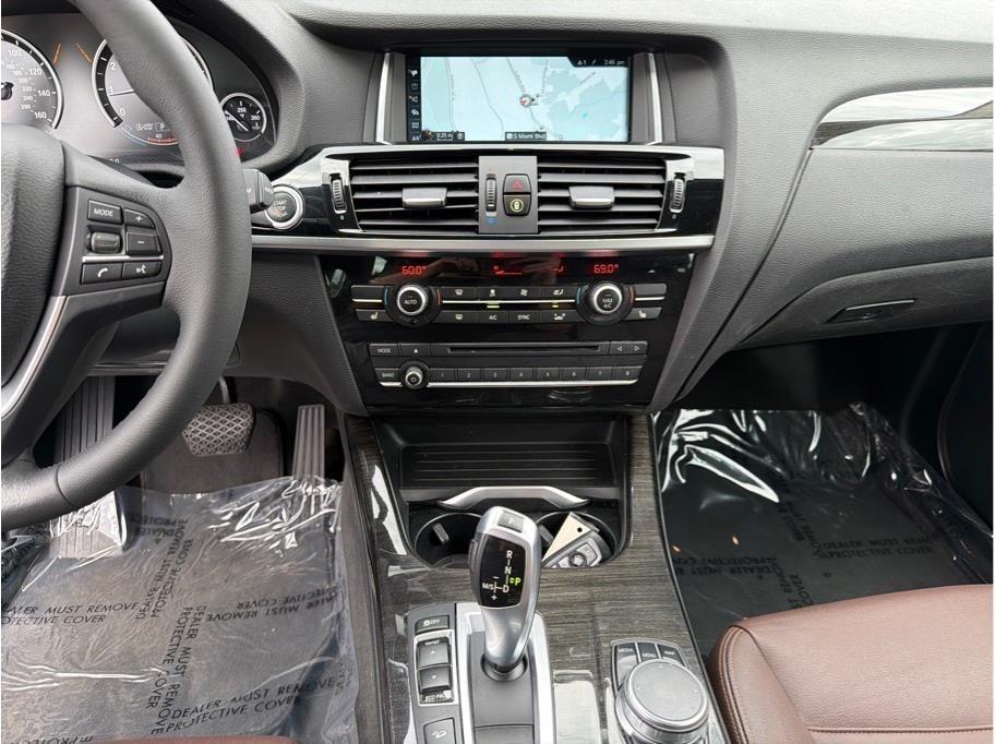 BMW X3 photo 18