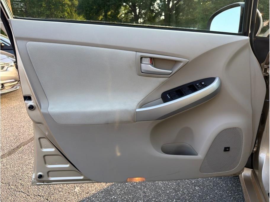 Toyota Prius  2010