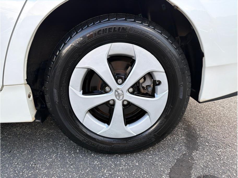 Toyota Prius  2013