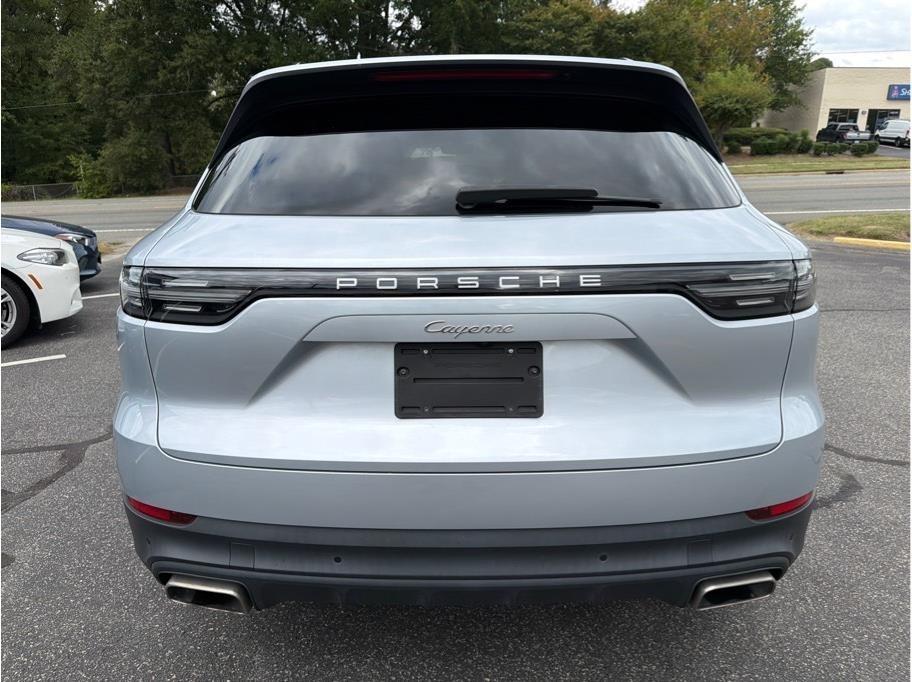 Porsche Cayenne photo 5