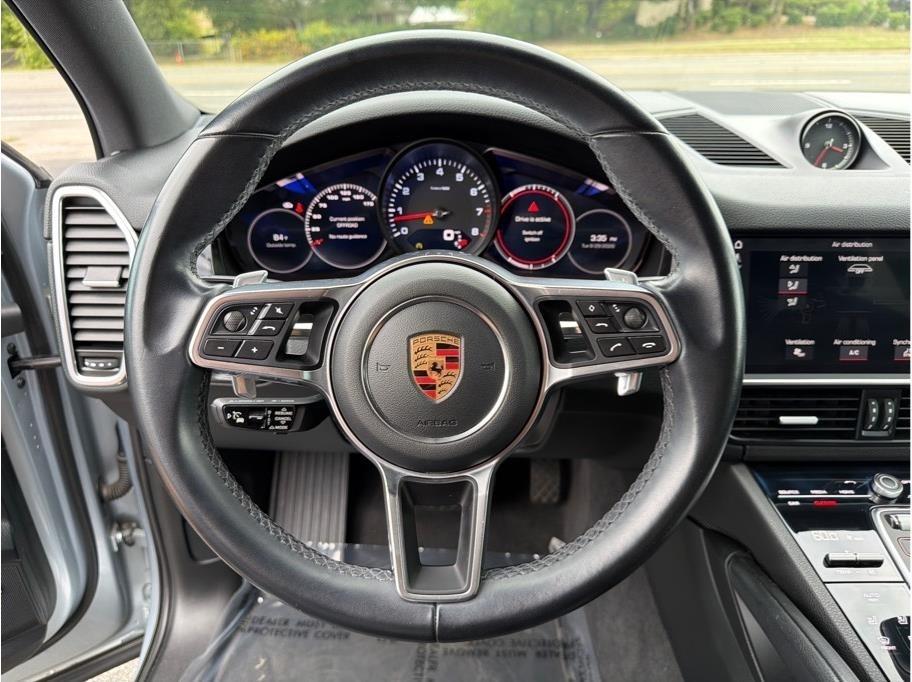 Porsche Cayenne photo 17