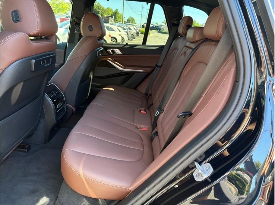 BMW X5  2021