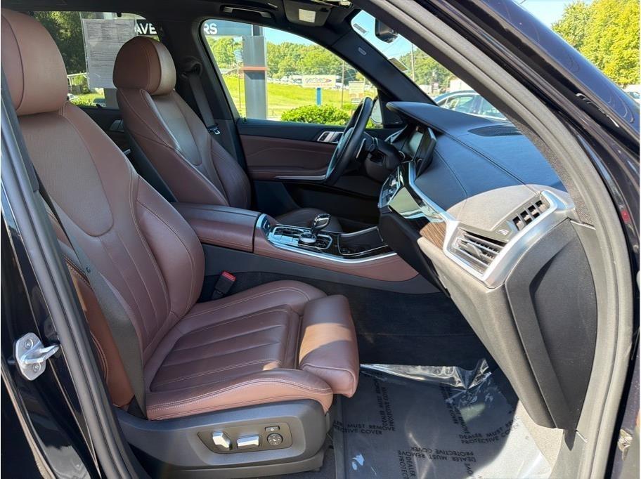BMW X5  2021