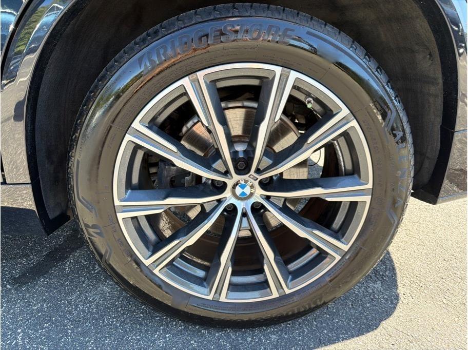 BMW X5  2021