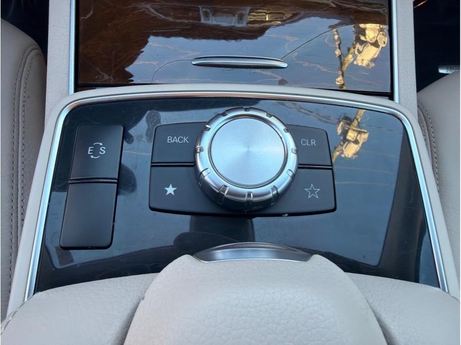 Mercedes-Benz E-Class  2014