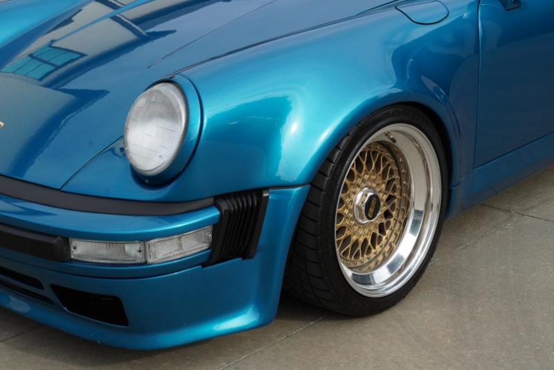 Porsche 911 Carrera 1987