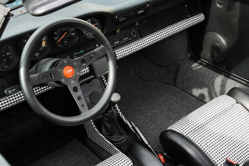 Porsche 911 Carrera 1987