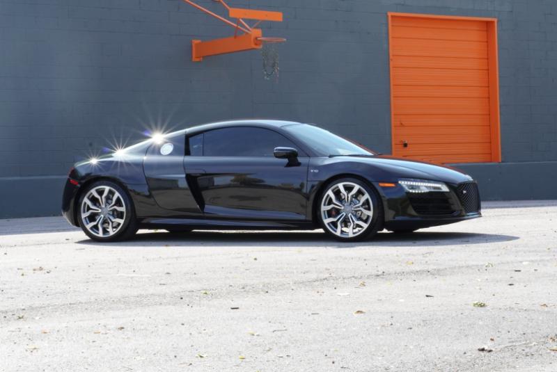 Audi R8 5.2 Coupe quattro S tronic 2014