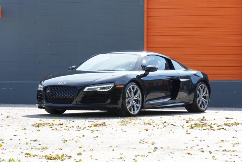 Audi R8 5.2 Coupe quattro S tronic 2014