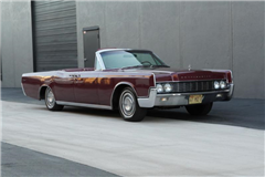 1967 Lincoln Continental 