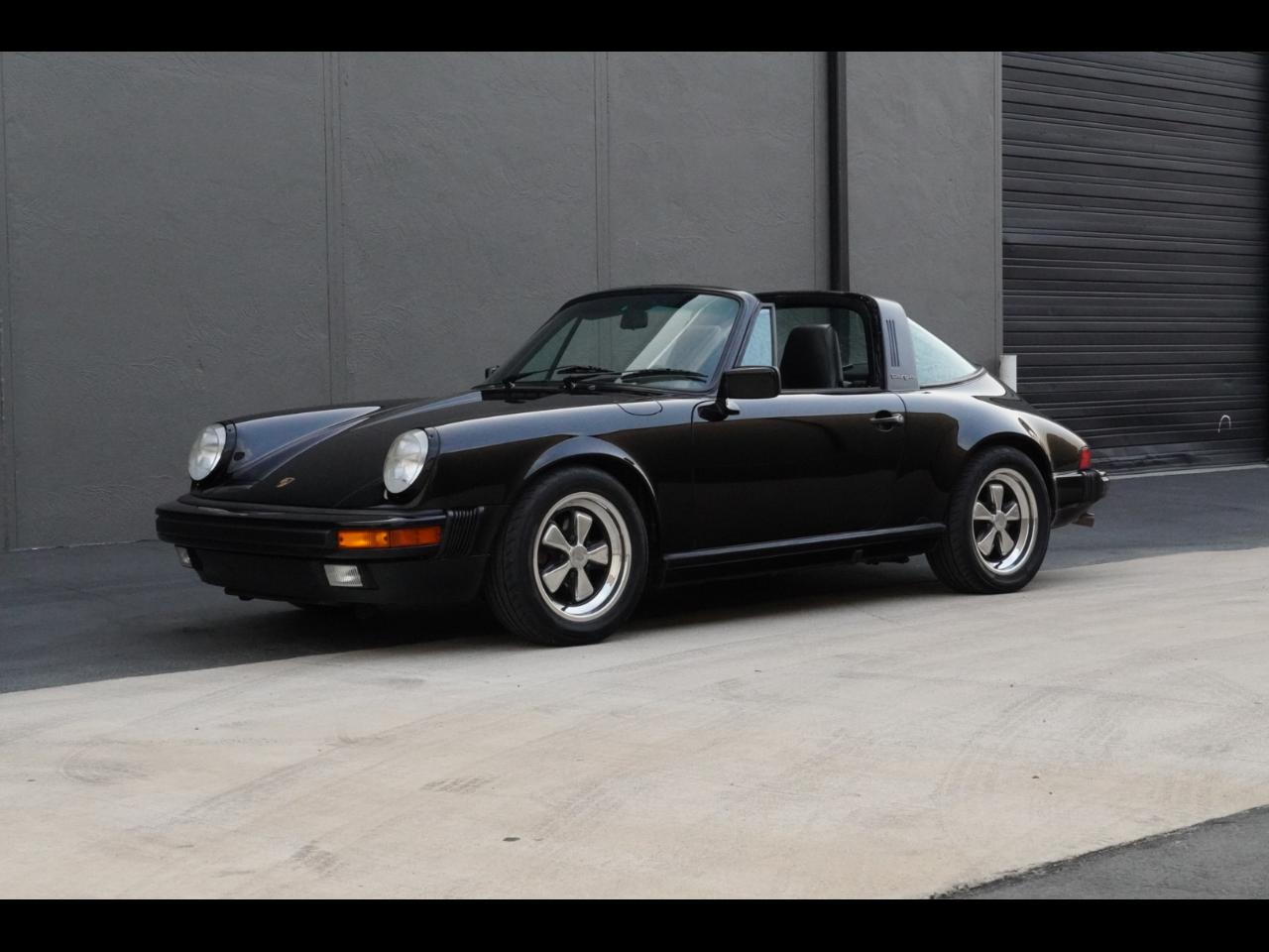 1987 Porsche 911 2dr Coupe Carrera Targa