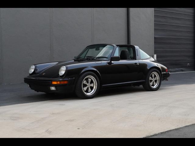 1987 Porsche 911 Carrera Coupe