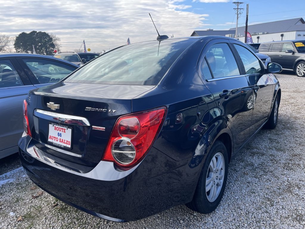 Chevrolet Sonic  2015