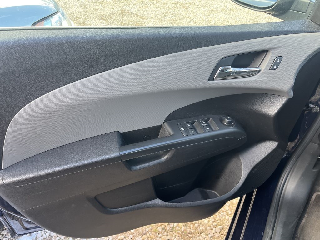 Chevrolet Sonic  2015