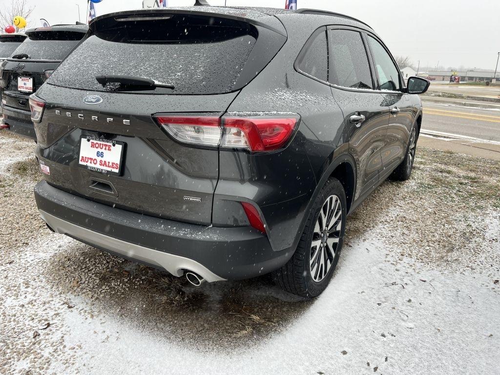 Ford Escape Hybrid  2020