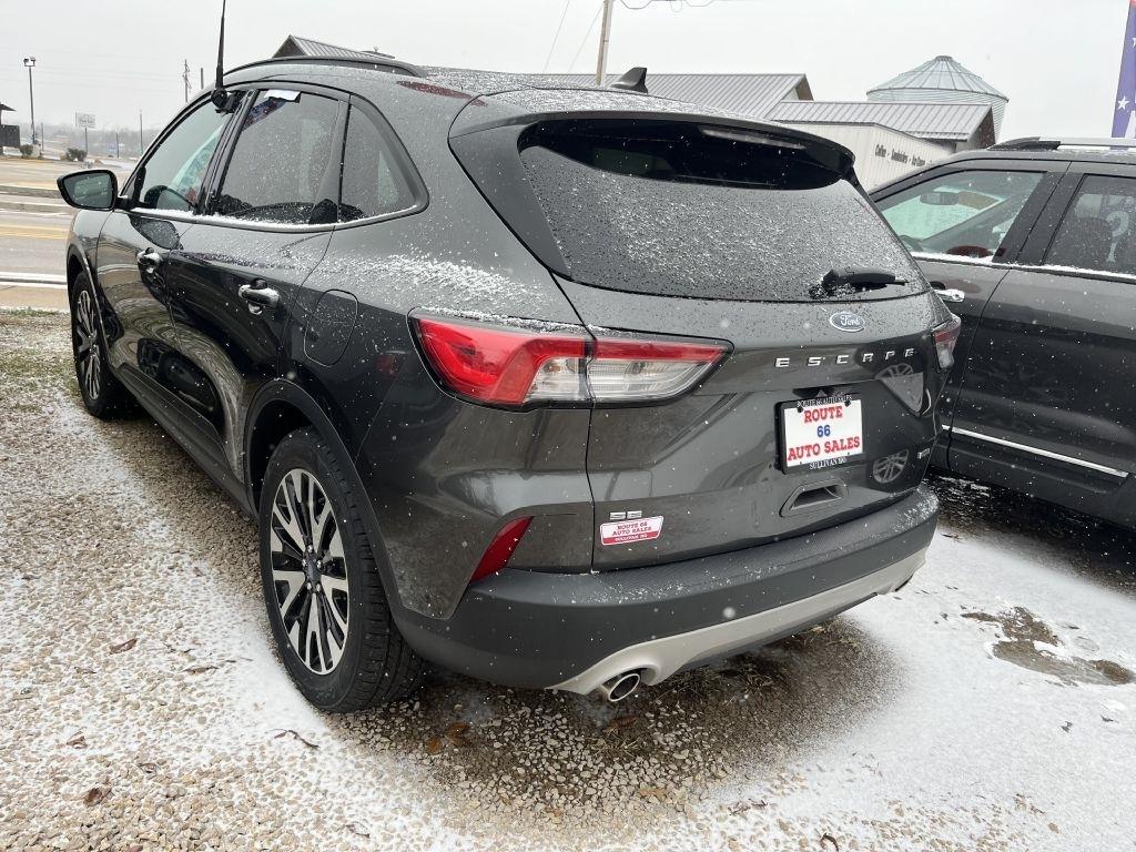 Ford Escape Hybrid  2020